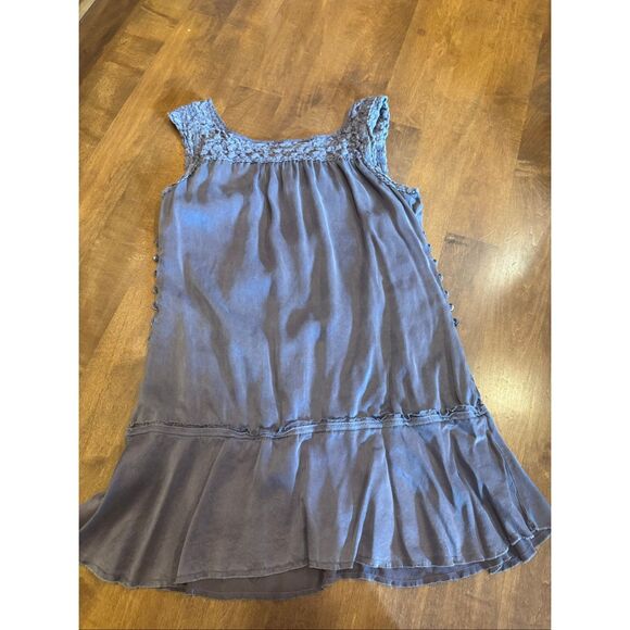 Woman’s 100% Silk free people top size 10 women’s - Picture 6 of 6